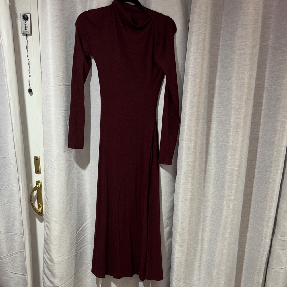 Commense Deep Red Long Sleeve Dress